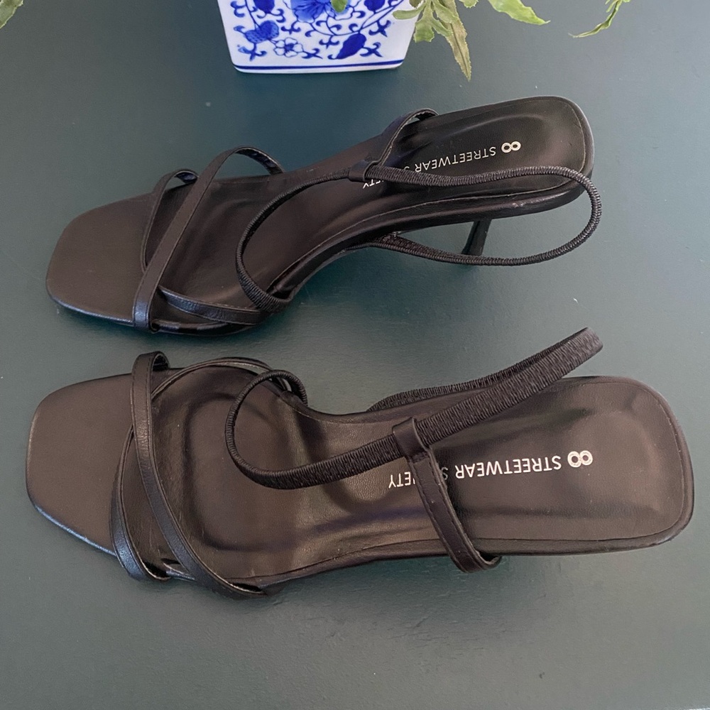 Y2K Black Strappy Heels Square Toe Slingback Sandals Size 8 Streetwear Society - Picture 4 of 14